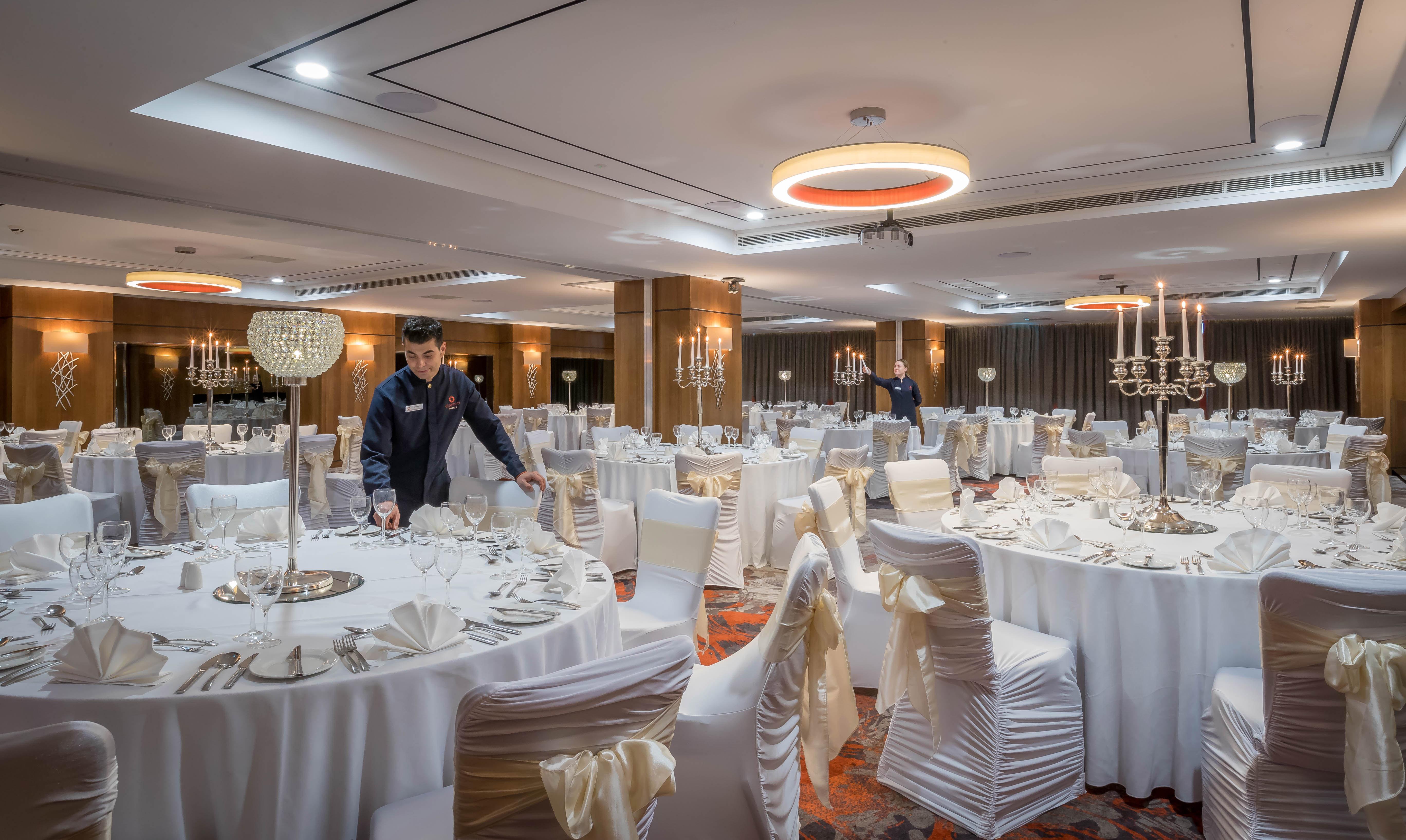 Clayton Hotel Dublin Airport Coolock Dış mekan fotoğraf The function hall of the hotel