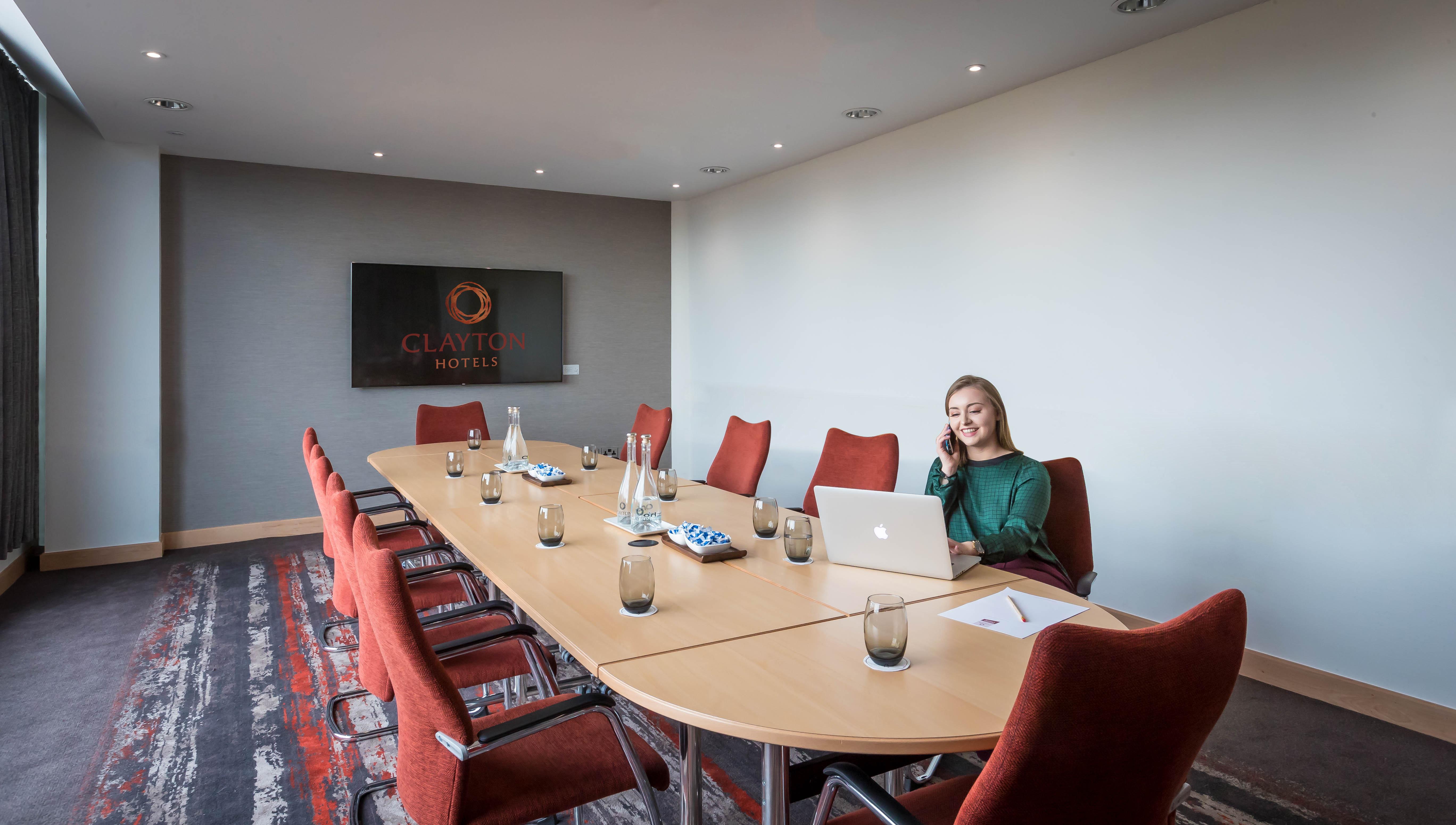 Clayton Hotel Dublin Airport Coolock Dış mekan fotoğraf Meeting room at Clayton Hotel, Dublin
